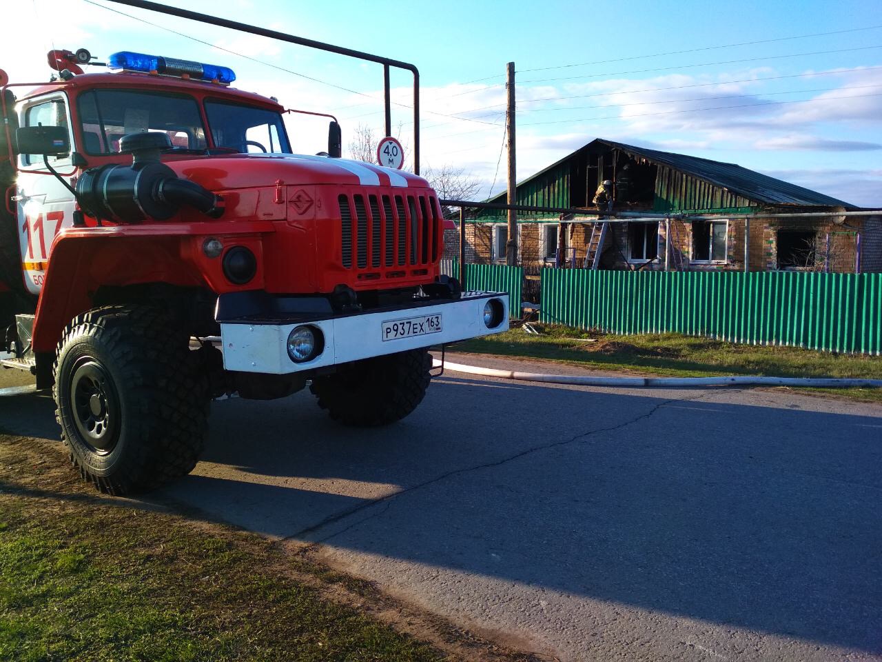 В Самарской области на пожаре в частном доме погибли два человека