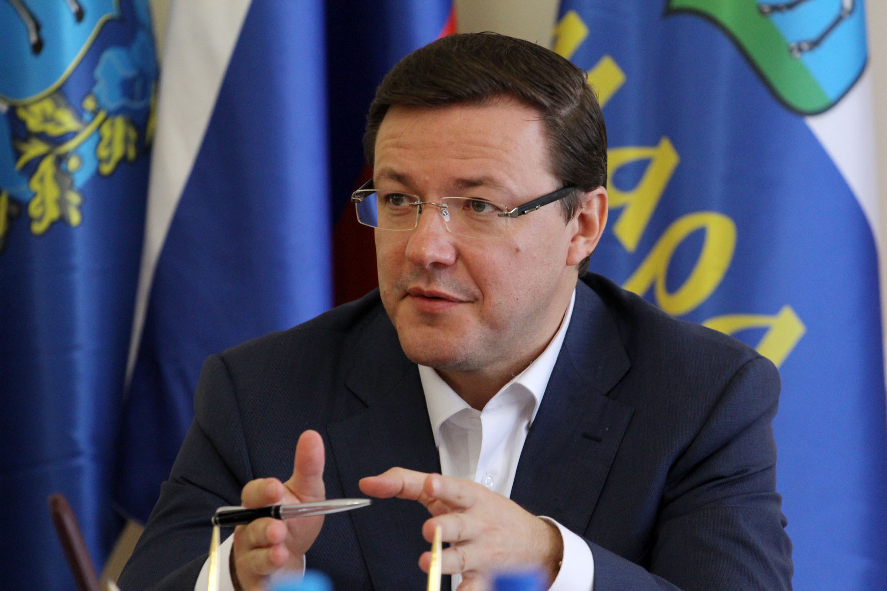 На выборах губернатора Самарской области лидирует Дмитрий Азаров
