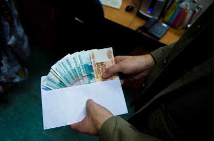 За взятку в 500 тысяч рублей будут судить работника ПАО «Кузнецов»