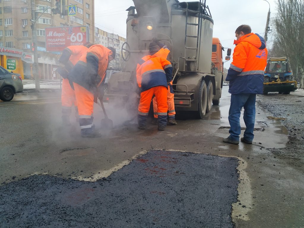 В Самаре на 80% выполнили аварийно-ямочный ремонт дорог