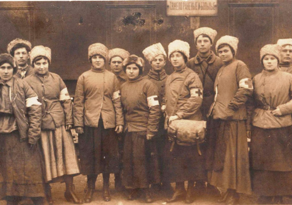 Александра Деревская – женщина, усыновившая в годы войны более 20 сирот. Часть 3