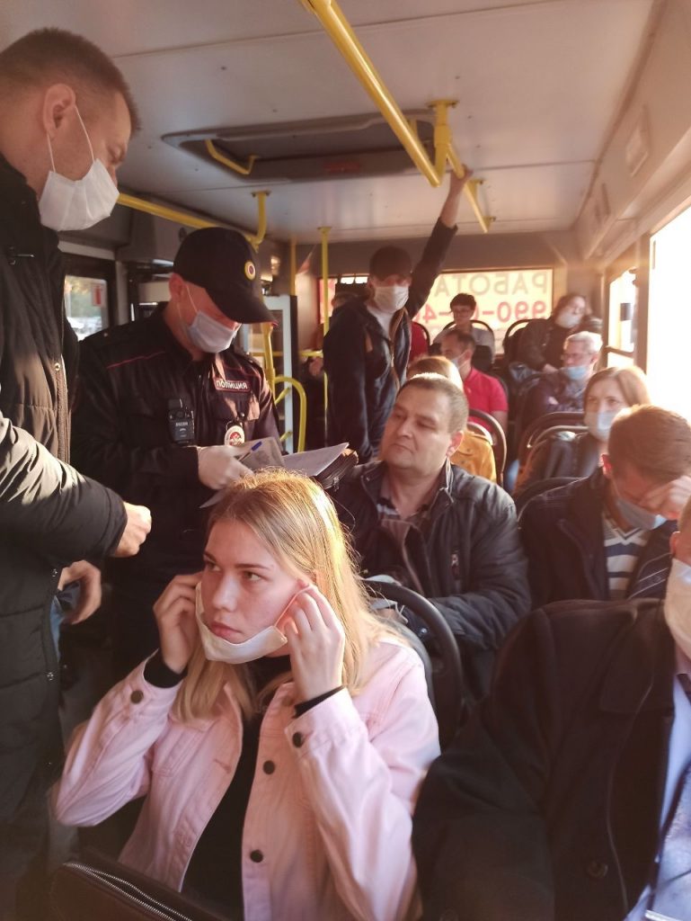 В самарском общественном транспорте оштрафованы первые нарушители без маски