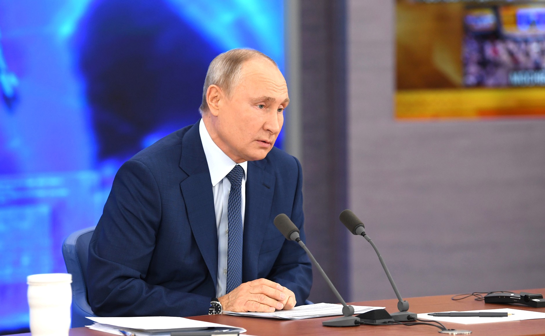 Владимир Путин рассказал о борьбе с бедностью в стране