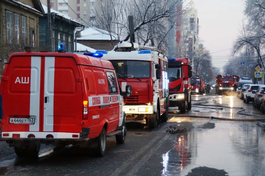 Администрация поможет жителям сгоревшего дома на Вилоновской