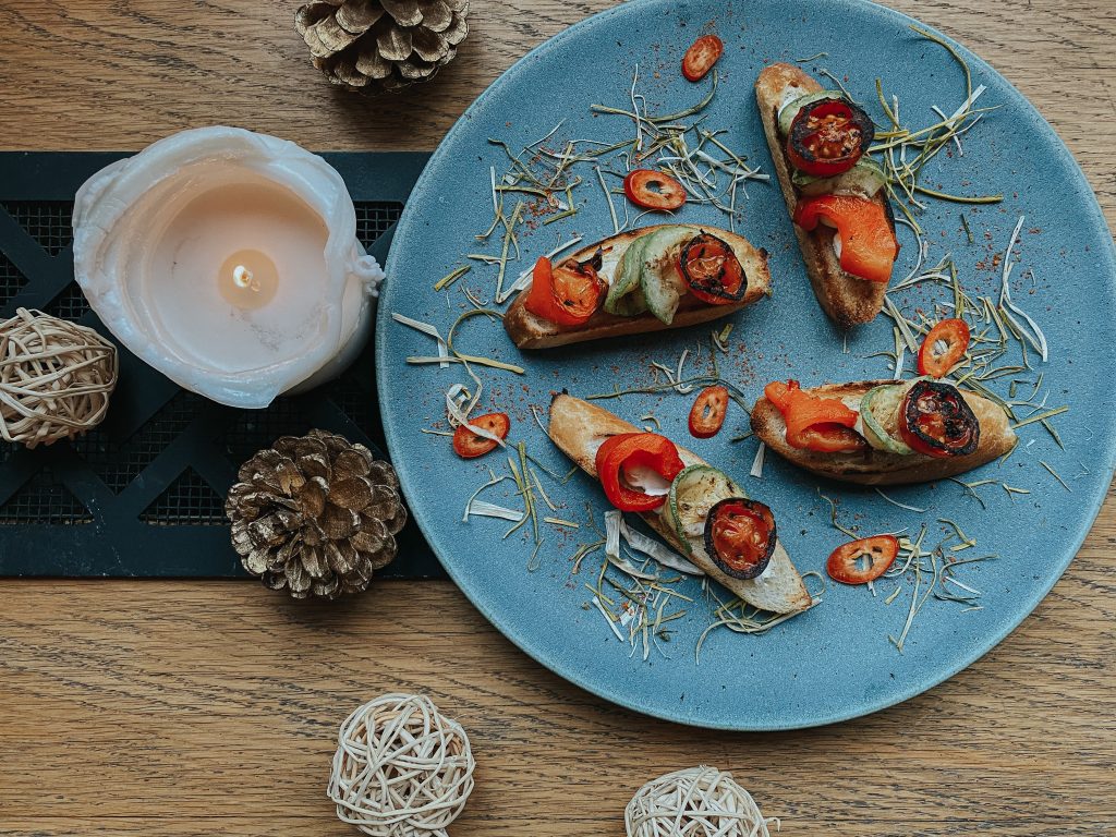 Альтернатива селедке и оливье: готовим 5 необычных блюд к новогоднему столу