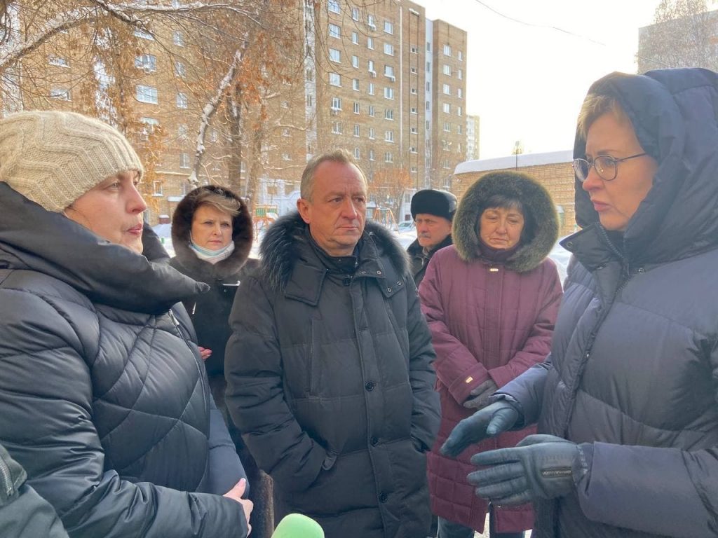 Специалисты выявят перечень работ по аварийному дому на улице Георгия Димитрова, 18