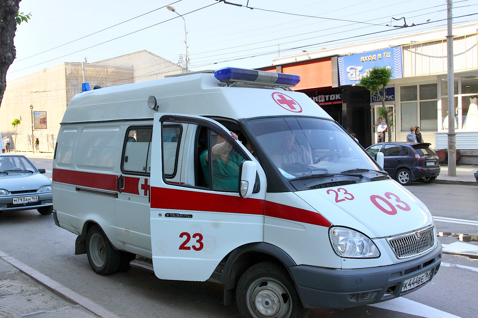 В Самаре обслуживание двух районов передали врачам частной скорой помощи