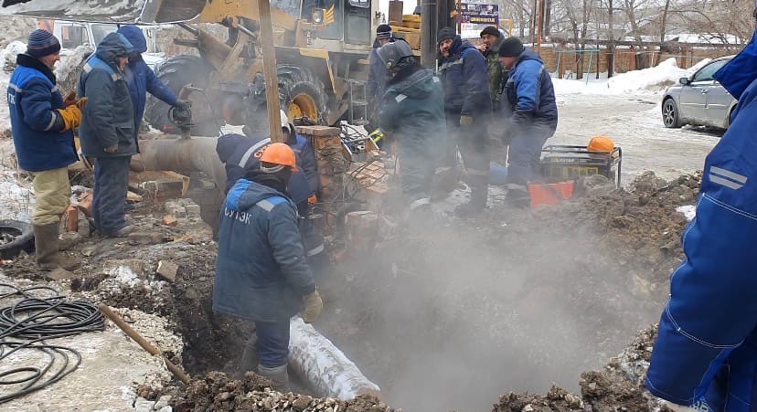 Коммунальщики устранили аварию в Куйбышевском районе Самары