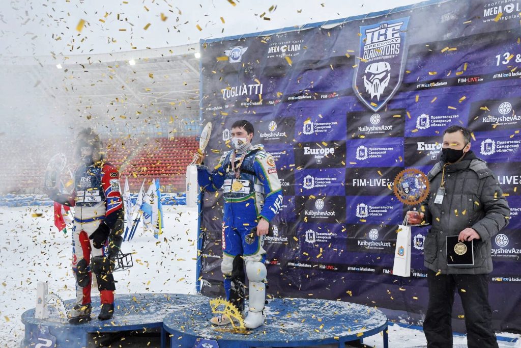 Спортсмен из Самарской области Игорь Кононов стал вице-чемпионом мира по мотогонкам на льду