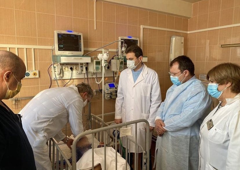 Министр здравоохранения Самарской области проверил состояние пострадавших в ДТП под Сызранью