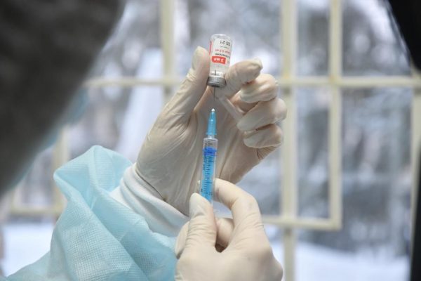 В больницы Самарской области поступило более 9 тысяч доз вакцины от коронавируса