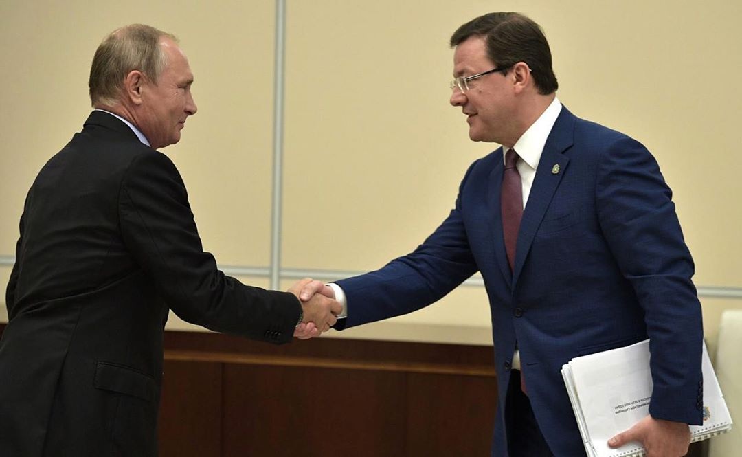 В Самарской области сформировался высокий уровень доверия к Владимиру Путину и Дмитрию Азарову