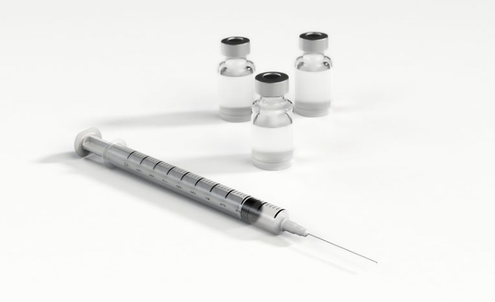 Возле «Космопорта» и «Меги» откроются передвижные пункты вакцинации от коронавируса