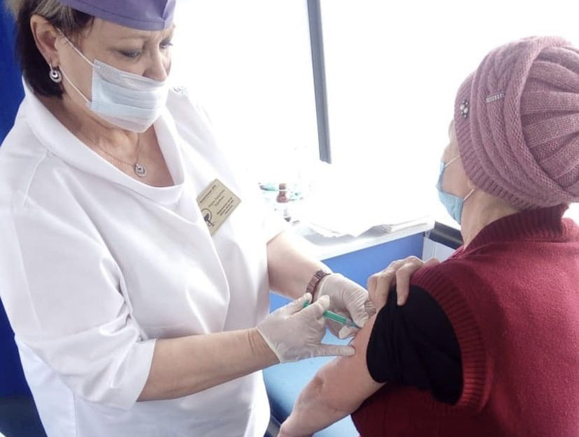 200-тысячному жителю Самарской области сделали прививку от коронавируса
