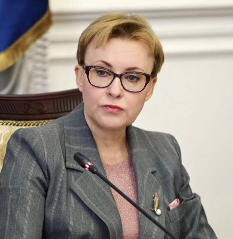 Елена Лапушкина поручила оказать помощь жильцам дома на Садовой