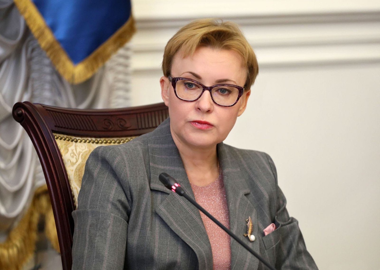 Глава Самары Елена Лапушкина поручила отработать обращения по проезжей части и тротуарам