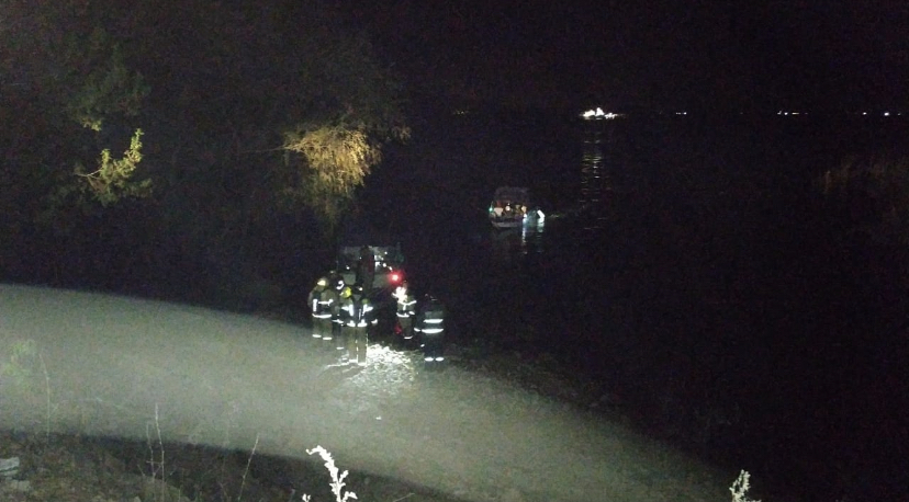 На реке Сок горел сухогруз, пострадали три человека