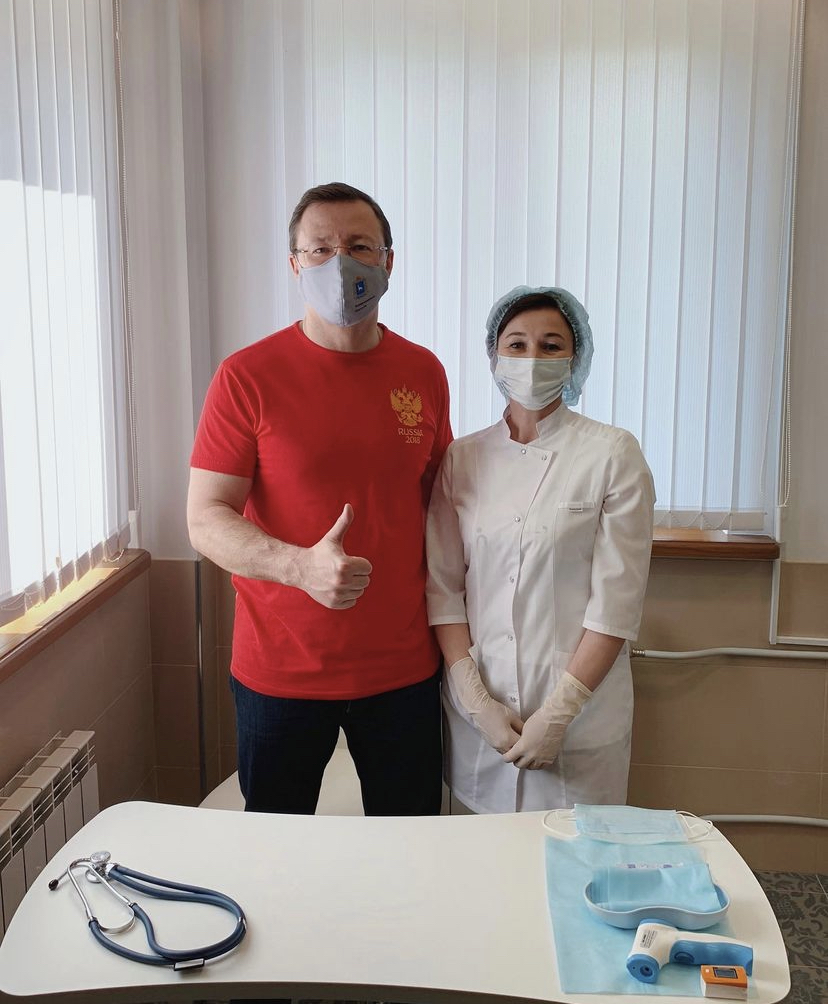 Дмитрий Азаров сделал прививку от коронавируса