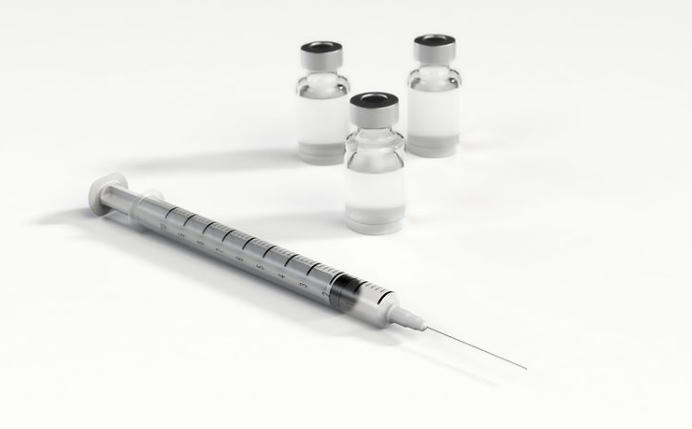 Более 427 тысяч жителей Самарской области сделали прививку от коронавируса