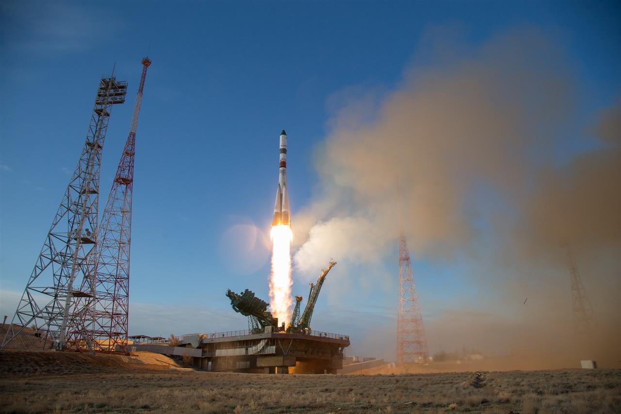 Самарская ракета-носитель стартовала с космодрома Плесецк
