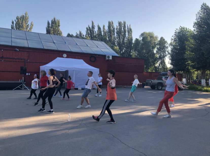В парке Гагарина проходит спортивная акция «Самара в движении»