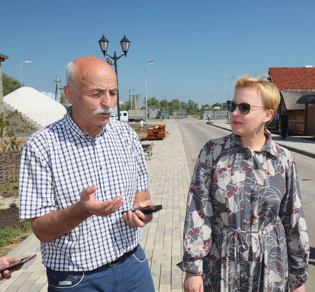 Елена Лапушкина посетила Парк дружбы народов в Волгаре