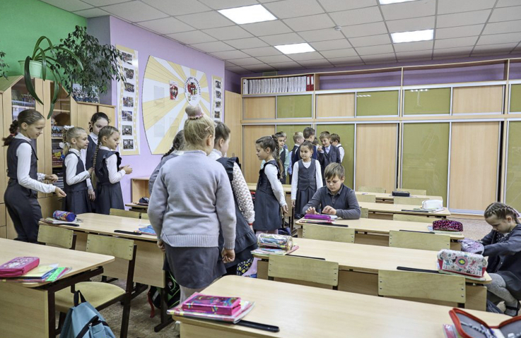 В школах Самарской области планируют возобновить очное обучение