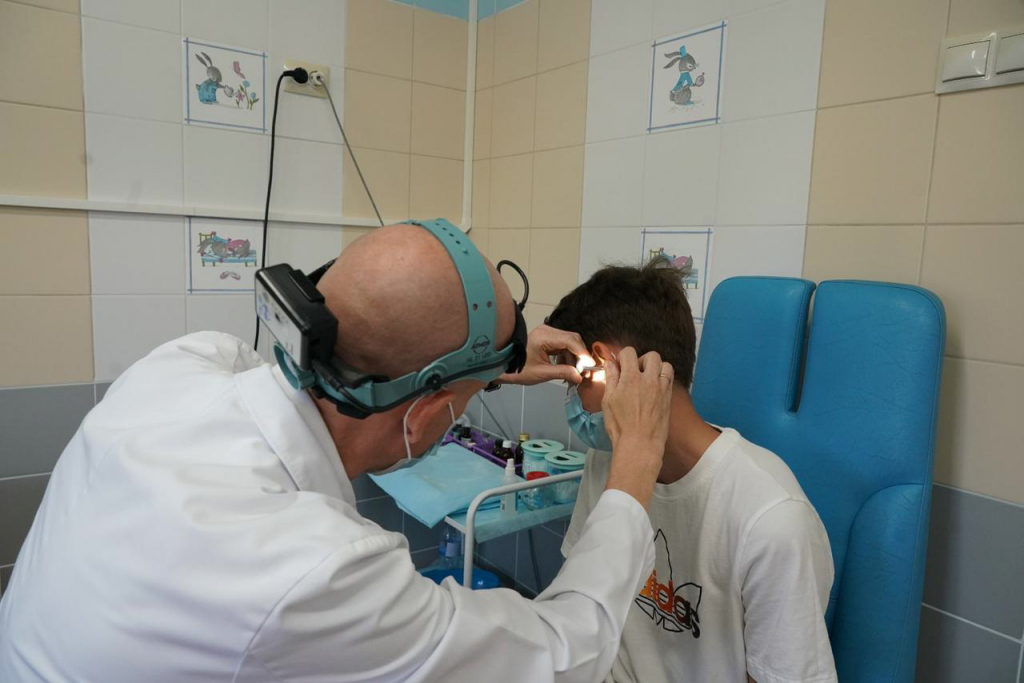 Самарские врачи восстановили слух 14-летнему мальчику