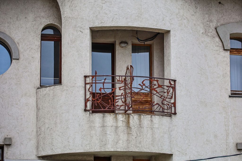Балконная романтика. Что скрывают террасы на самарских домах