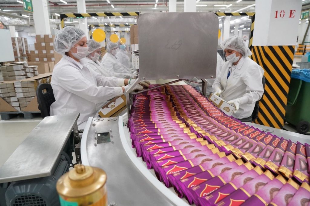 На фабрике «Нестле» в Самаре запустили модернизированную линию по переработке какао-бобов
