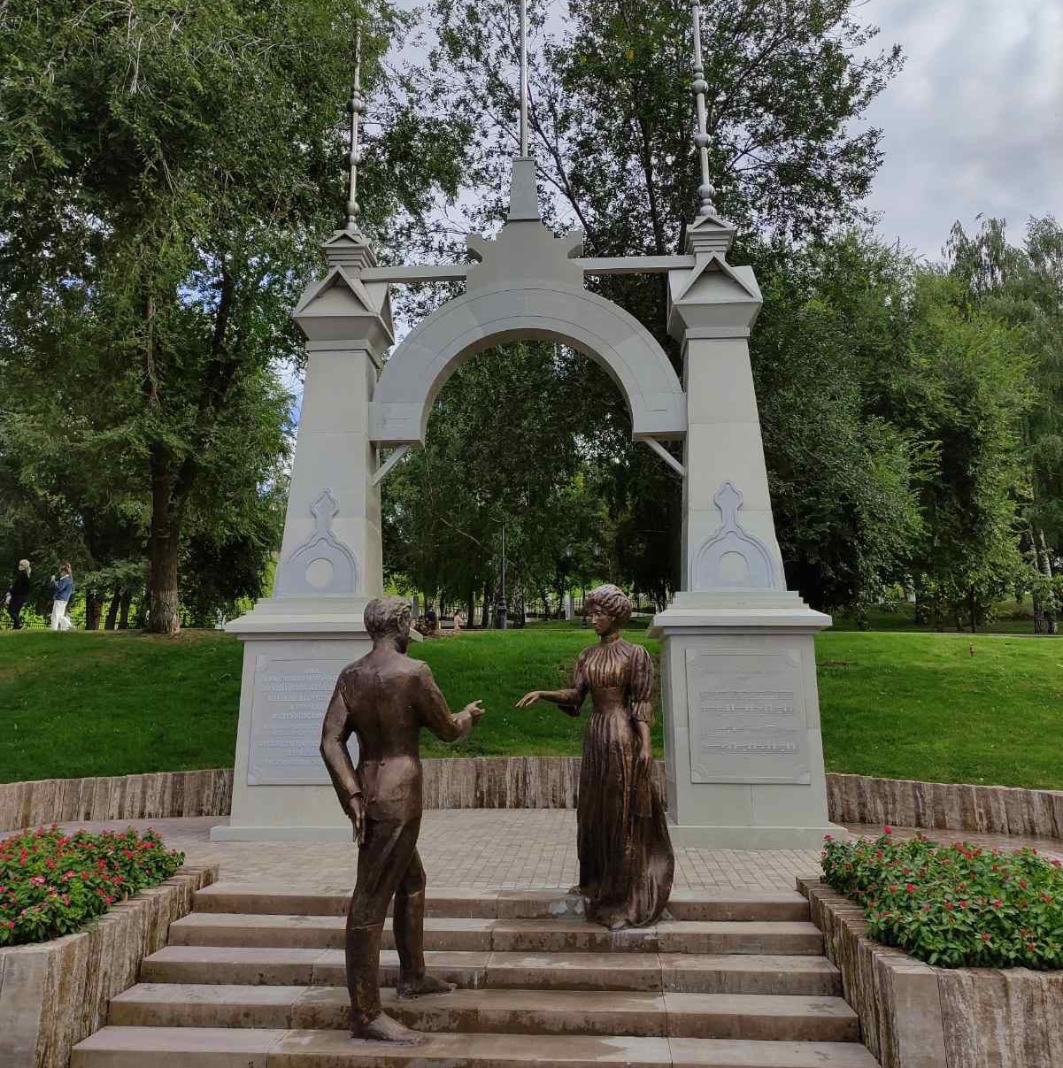 В Самаре открыли памятник «Вальс на сопках Маньчжурии»