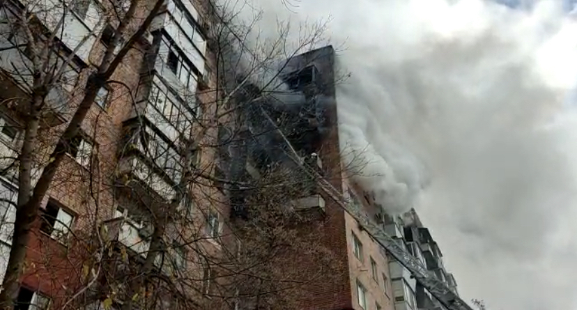 При пожаре в доме на Ново-Садовой погиб человек