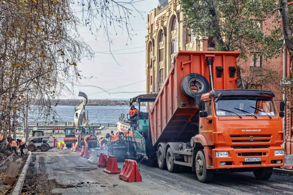 Ремонтируемый участок улицы Ленинградской в Самаре готов на 65 %