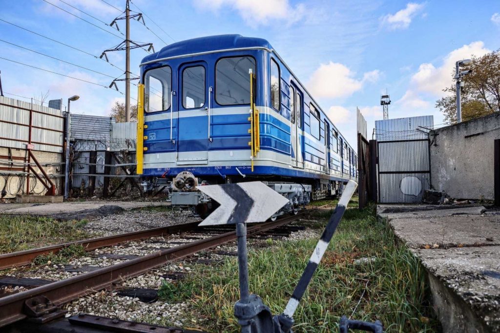 В Самару привезли шесть отремонтированных вагонов метро