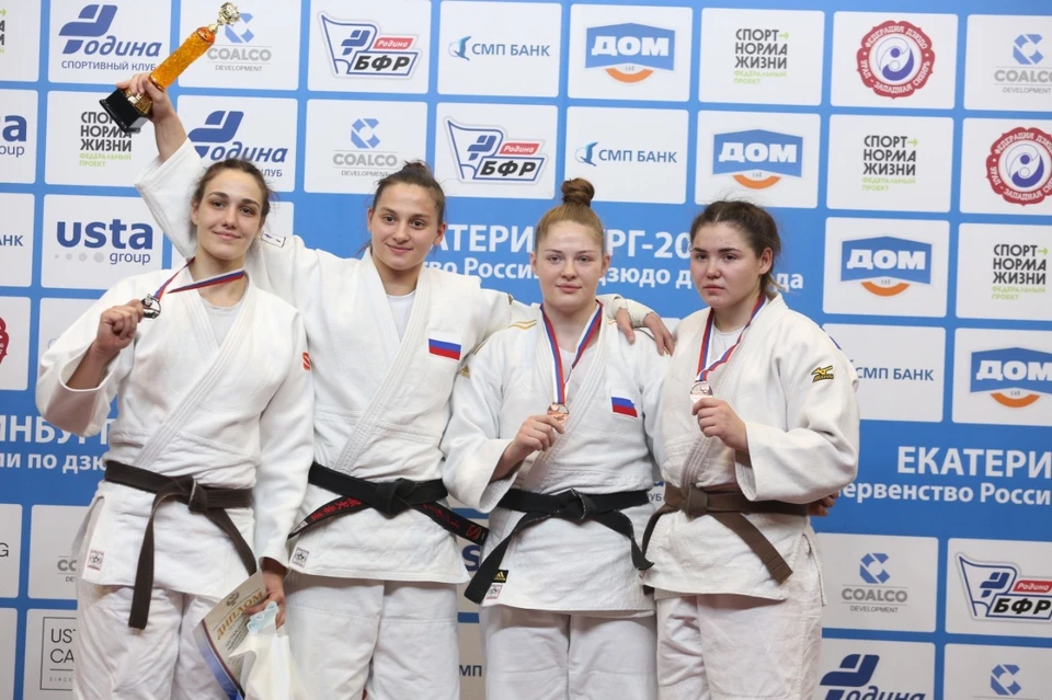 Спортсменки из Самарской области взяли "серебро" в первенстве России по дзюдо