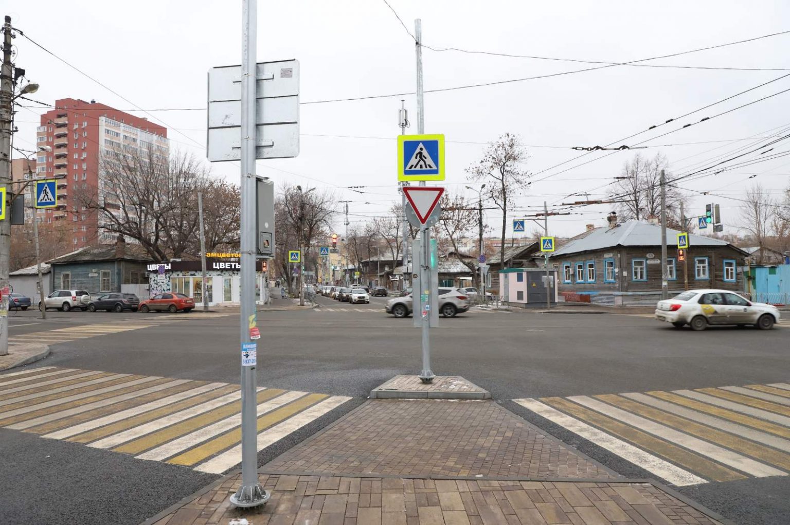 На дорогах Самары появятся пять проекционных пешеходных переходов