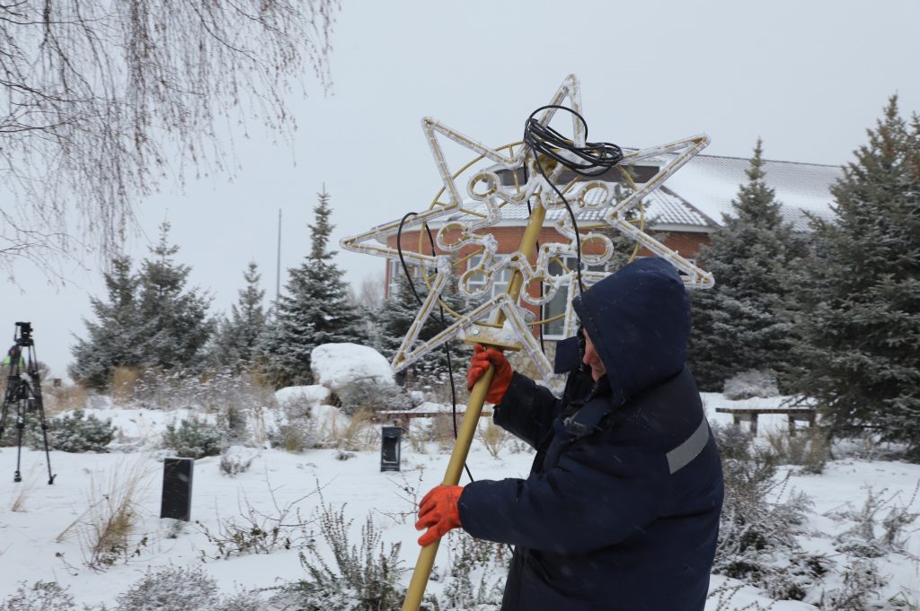 Самарскую «вертолетку» начали украшать к Новому году