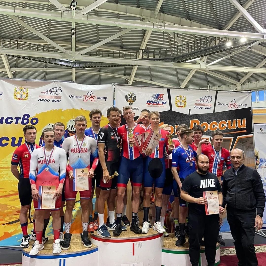 Самарские спортсмены выиграли медали в командной гонке на кубке России по велоспорту