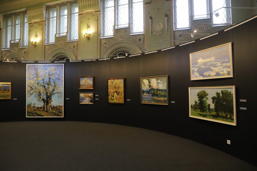 Заведующая отделом хранения художественного музея Руфия Салихова: Наша задача - сберечь экспонаты