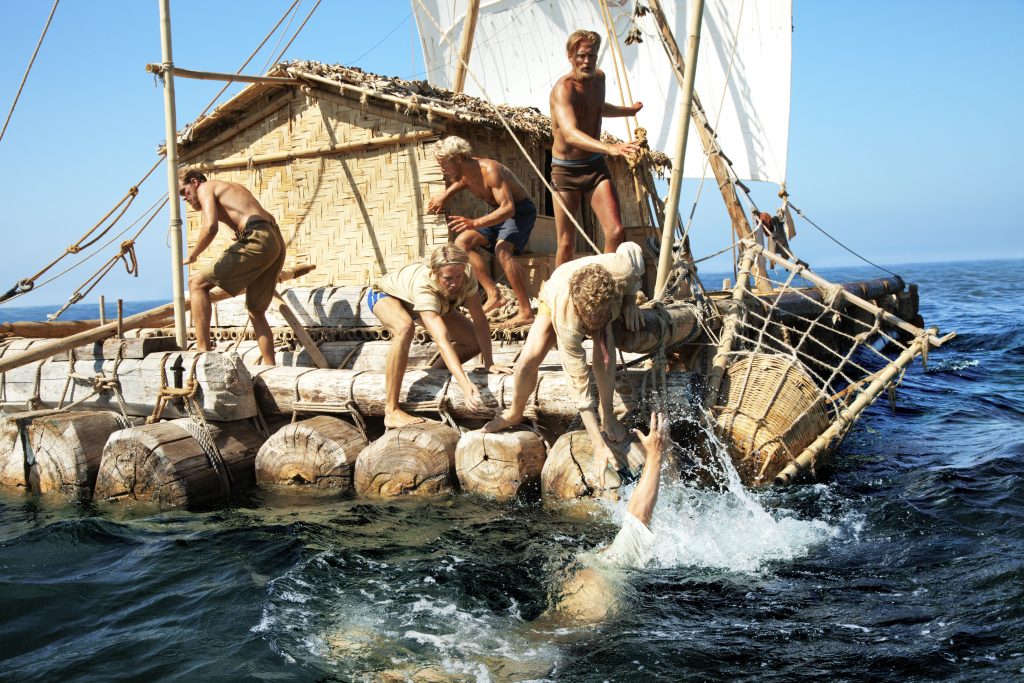 Поднять паруса: топ-5 фильмов к Дню моряка