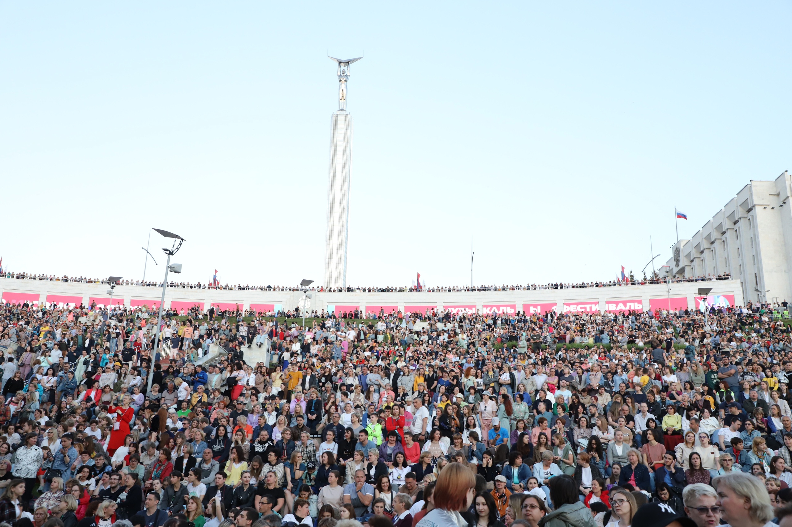 Музыкальный фестиваль Юрия Башмета прошел в Самаре на сцене площади Славы