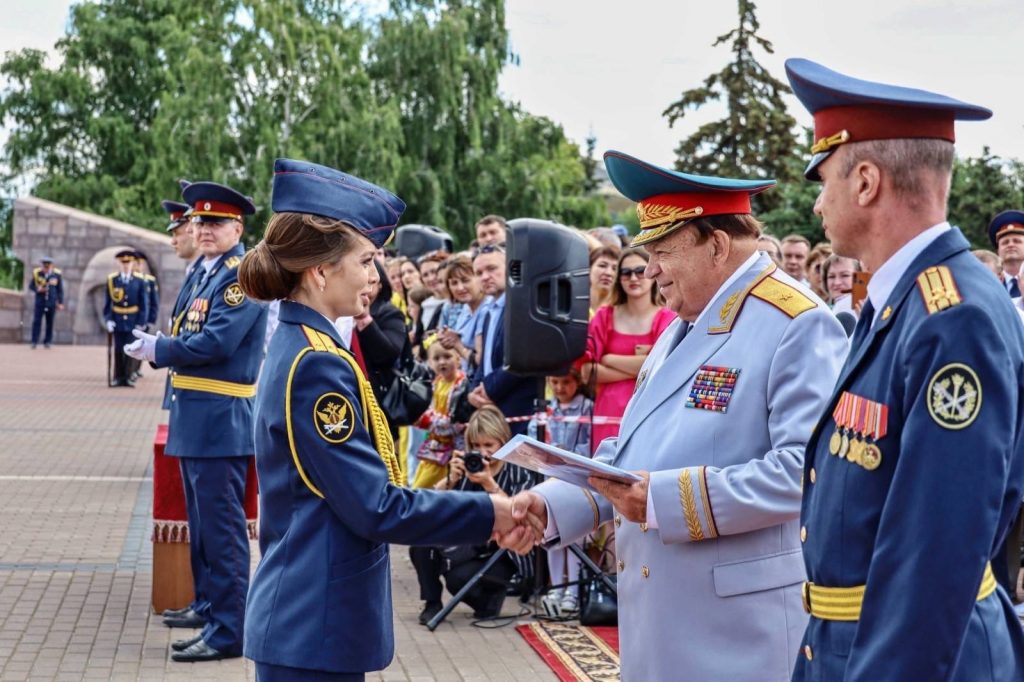 В Самаре прошла церемония выпуска молодых офицеров ФСИН России