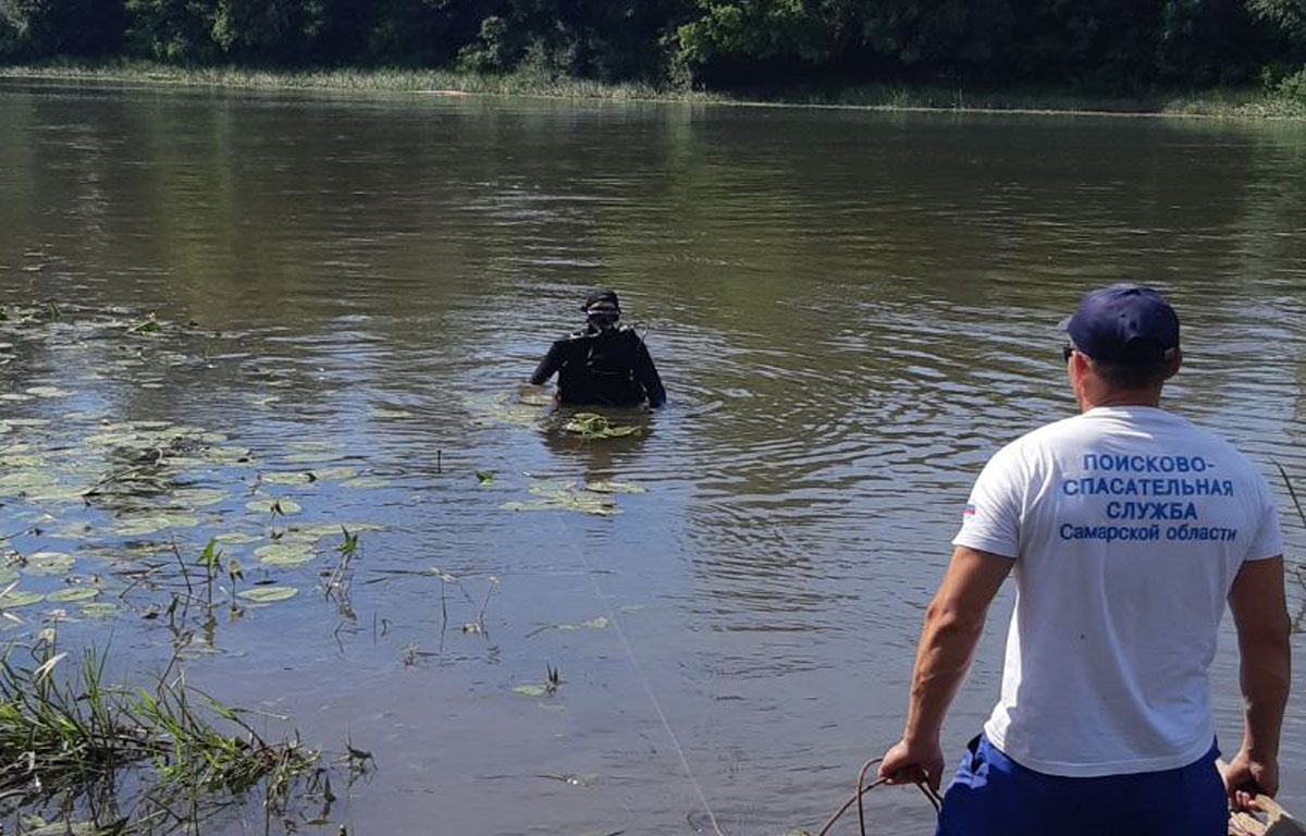 В Самарской области водолазы нашли тело утонувшего 22-летнего парня