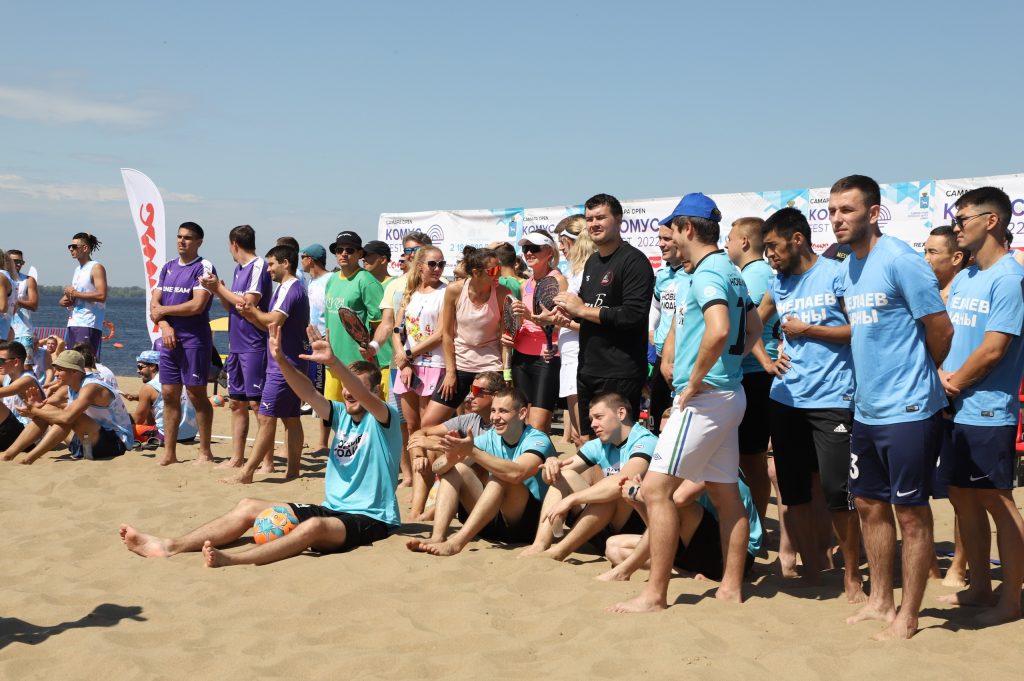 Более тысячи человек приняли участие в фестивале пляжного спорта