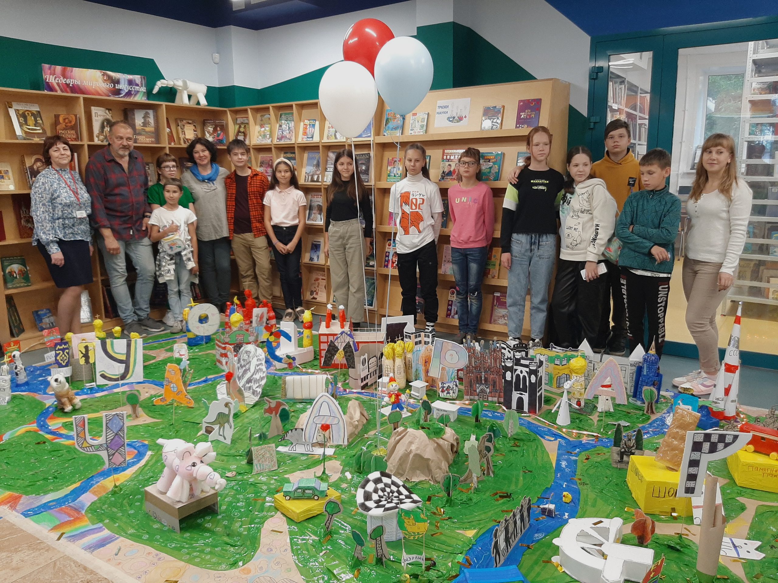 В Центральной детской библиотеке появился макет города, созданный юными самарцами