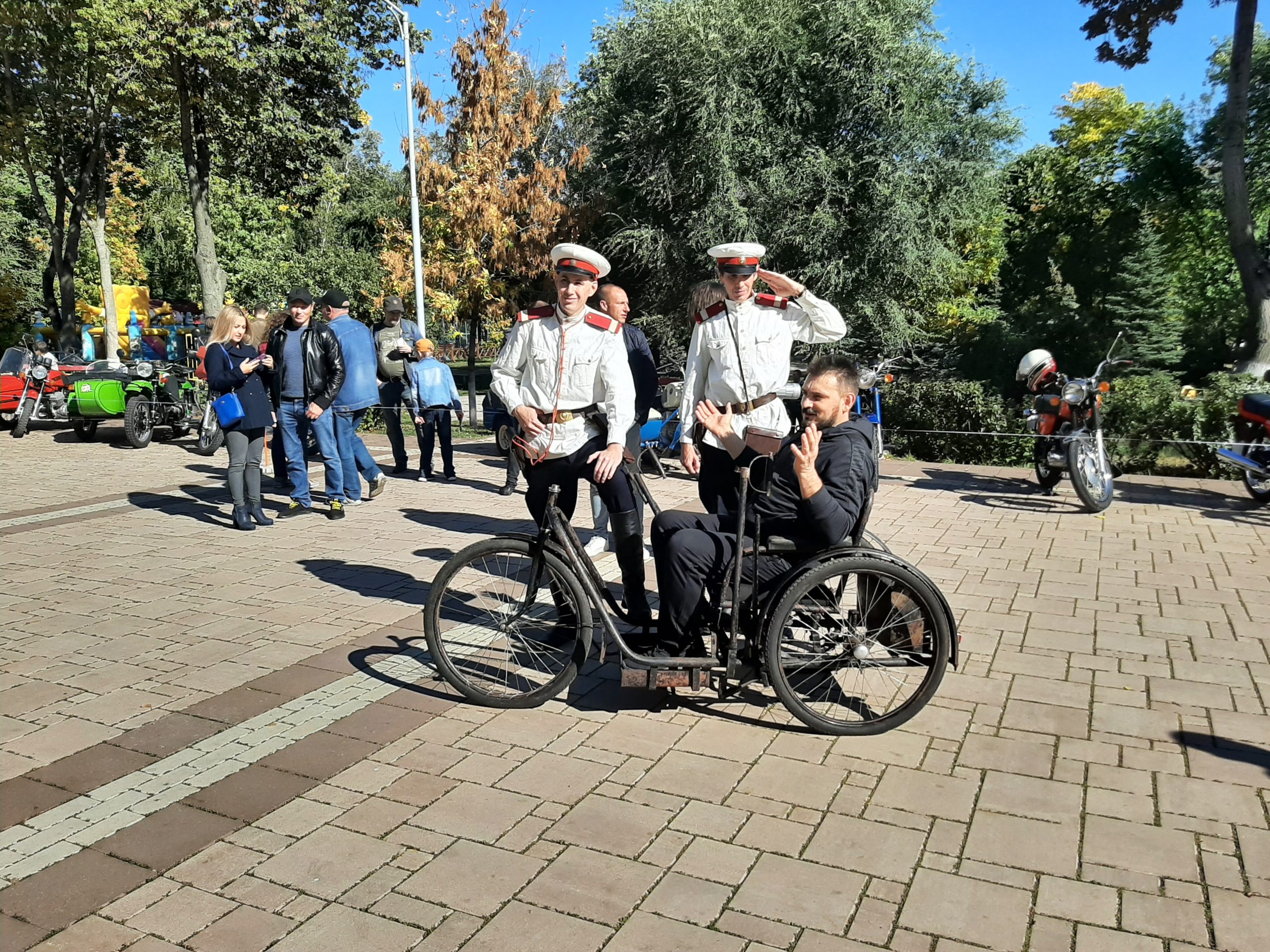 В Парке дружбы прошла выставка советских мотоциклов