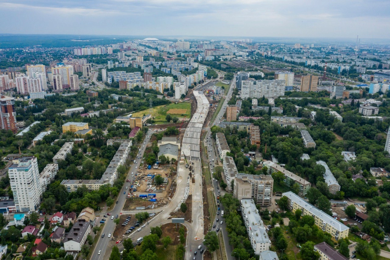 Движение по развязке Ново-Садовой и Советской Армии планируют открыть до конца года