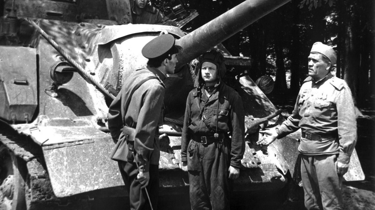 Экипаж машины боевой: топ-5 фильмов к Дню танкиста