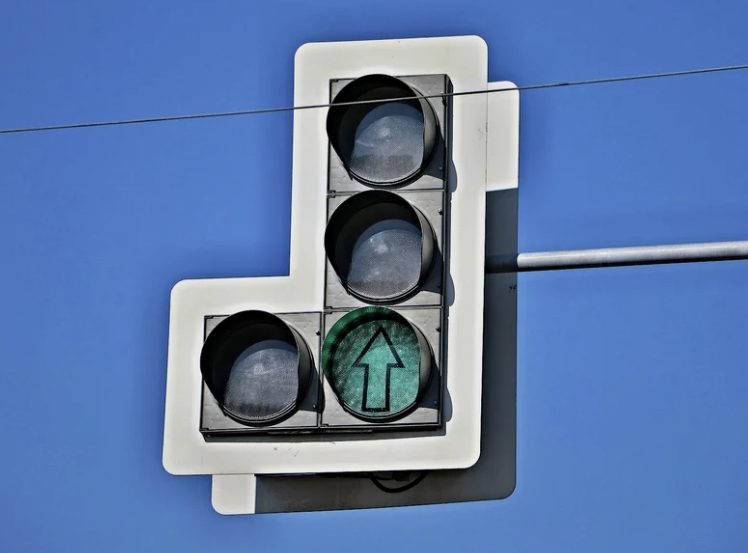 В Самаре на некоторых перекрестках изменили режимы работы светофоров