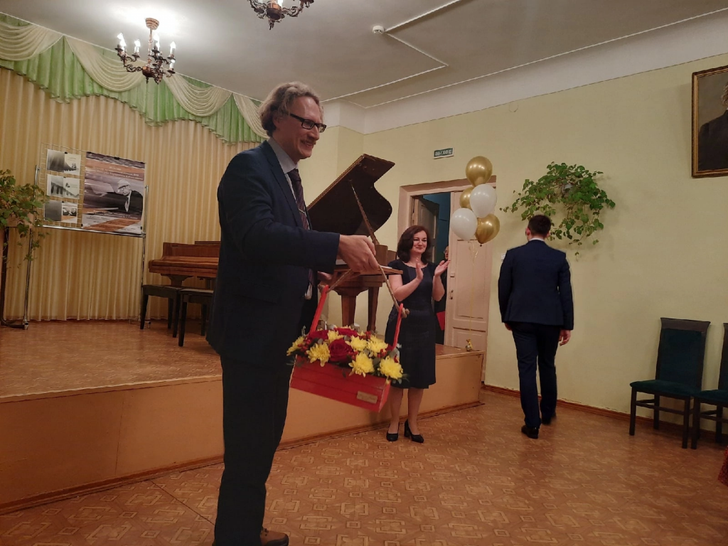 Детская музыкальная школа Кабалевского отметила 25-летие присвоения имени композитора